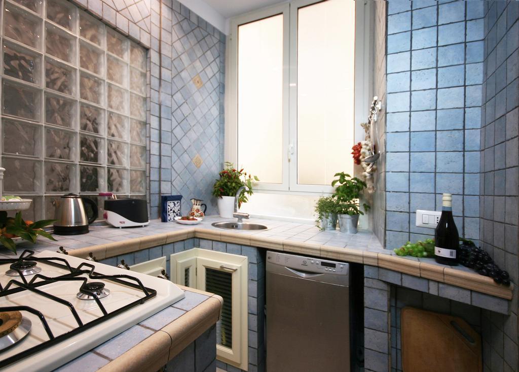 Sebeto Toledo Apartment Naples Exterior photo