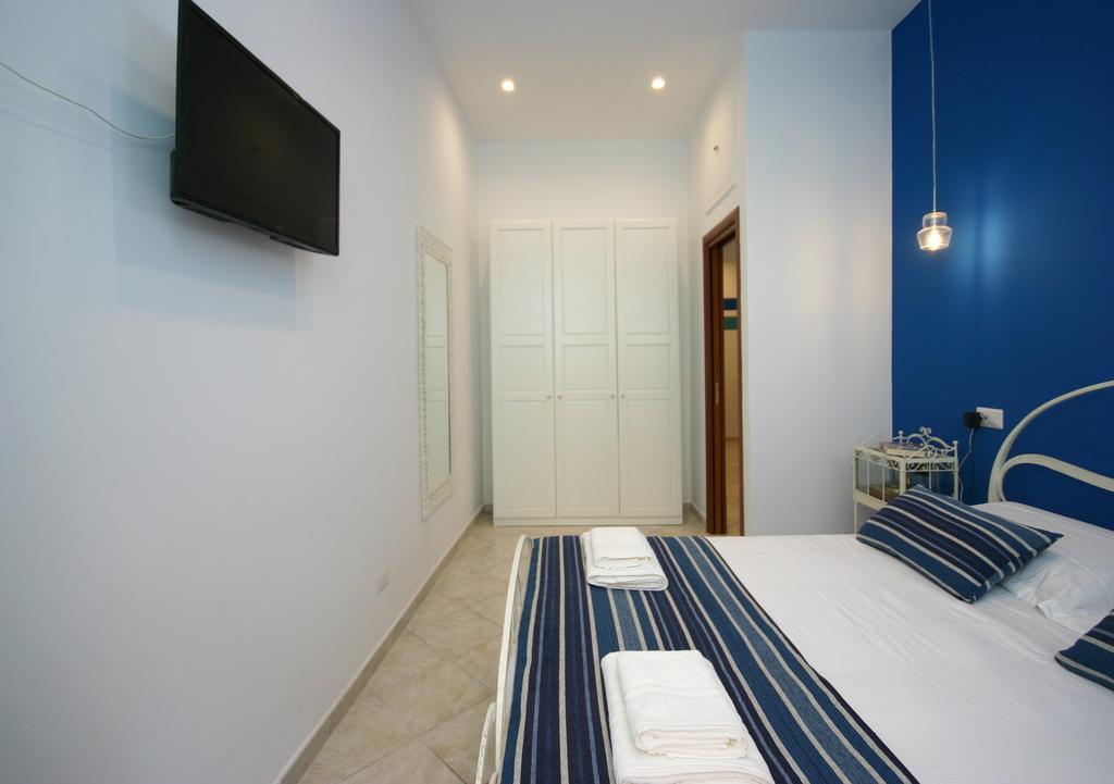 Sebeto Toledo Apartment Naples Exterior photo
